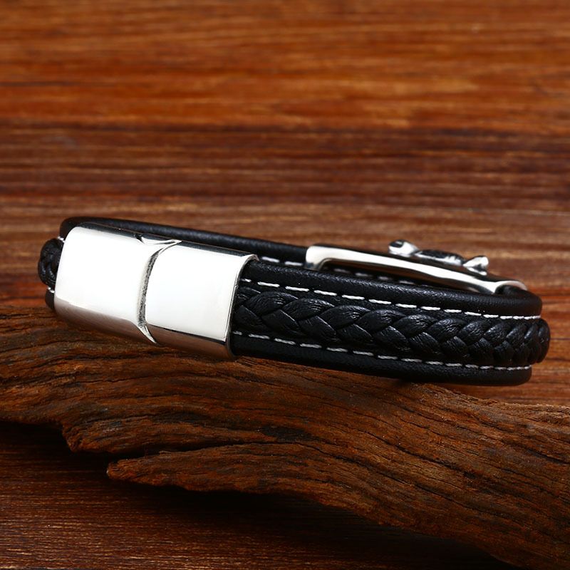 Personalized Retro Ornament Titanium Steel Men's Leather Cobra Bracelet