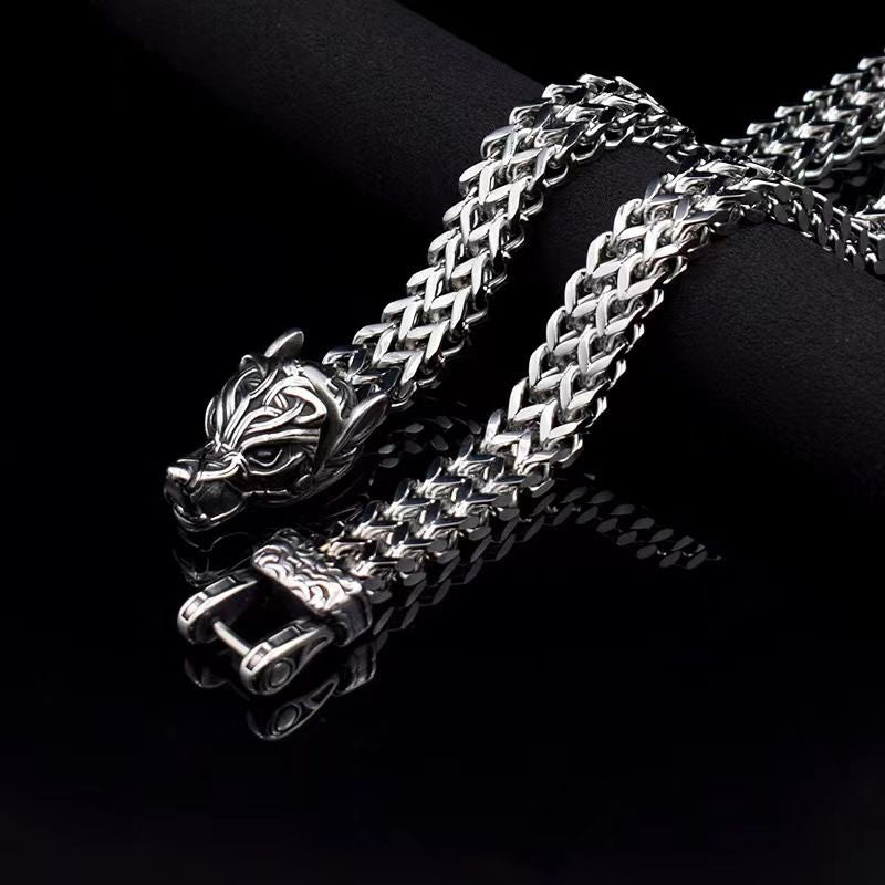 New Nordic Men's Bracelet Retro Punk Stainless Steel Wolf Head Bracelet Thick Type Positive And Negative Bracelet Does Not Fade
