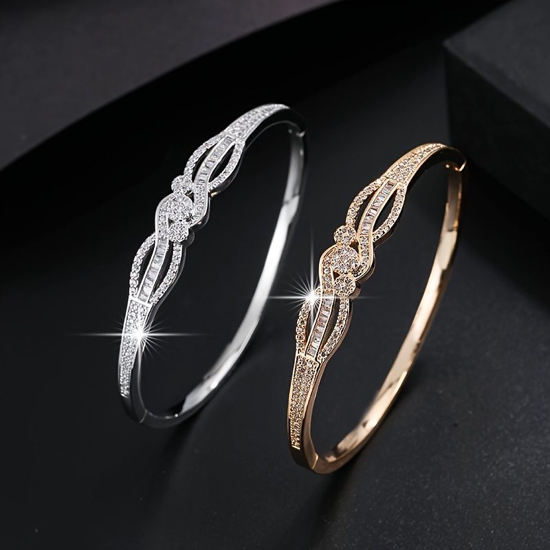 Gypsophila Bracelet Fashion Temperament Zircon Bracelet 18K Gold Plated Zicron Inlaid Holiday Style