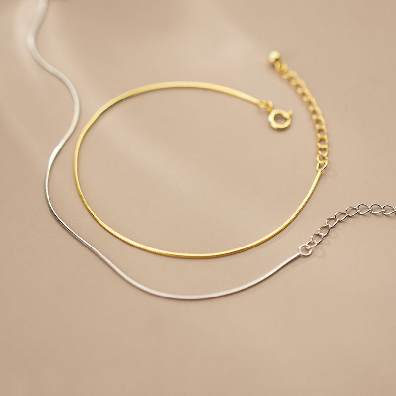 Women's Fashion Simple Snake Bone Chain Light Bead Bracelet