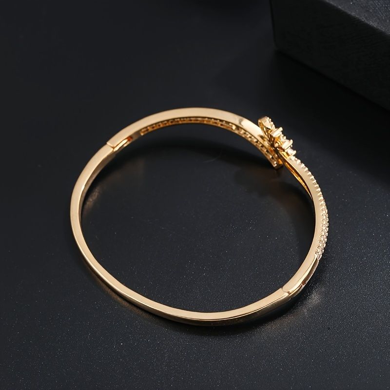 18K Gold Plated Zircon Inlaid Hollow Cross Bracelet Holiday Style Women's Fashion Jewelry