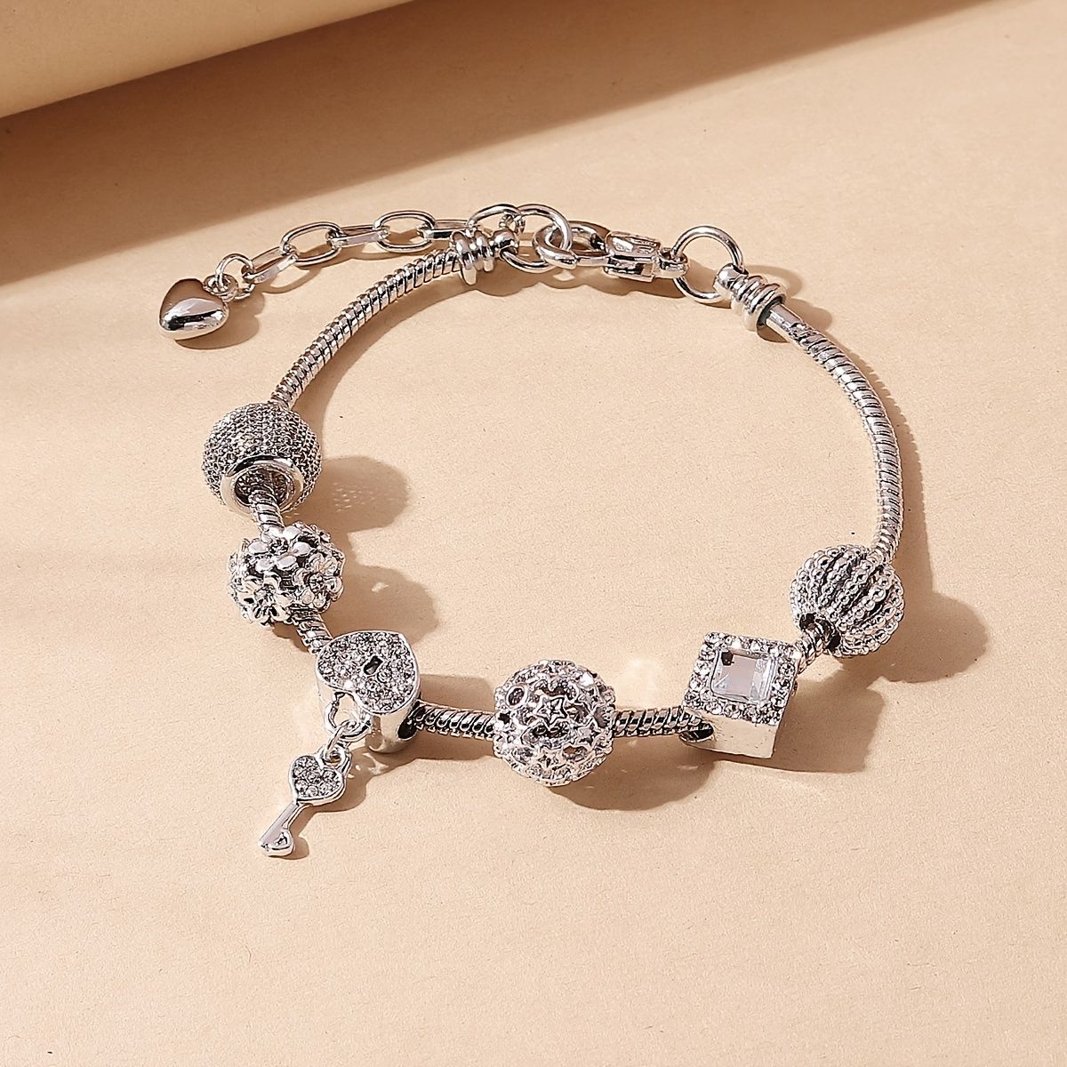 Key Shape Beaded Charm Bracelet Flower & Star Shape Pattern In Lantern Beads Snake Chain Bracelet