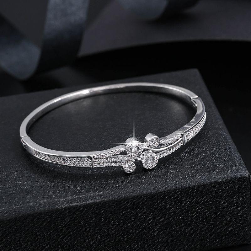 Explosive Zircon Bracelet Fashion Simple Retro Shiny Luxury Jewelry