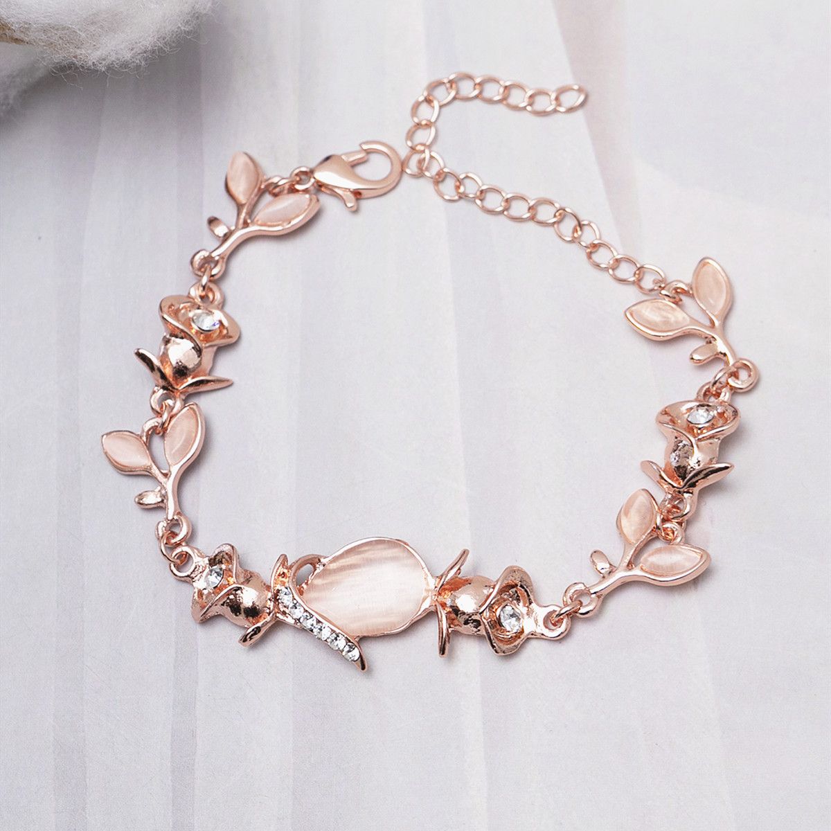 Flower & Leaf Shape Shiny Chain Bracelet Engagement Jewelry Gift Adjustable Hand Jewelry Decor