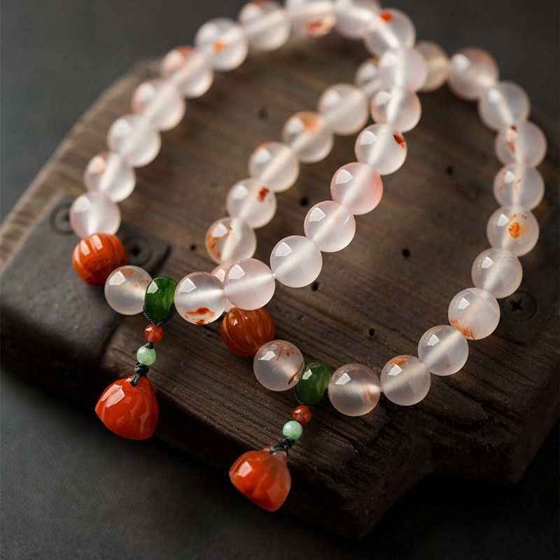 Natural Ice South Red Lychee Hand String Bracelet