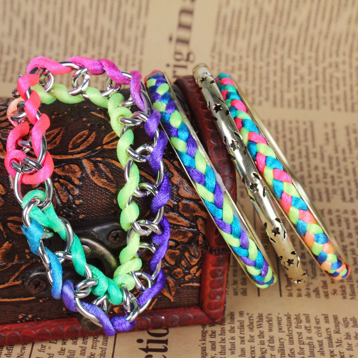 4Pcs Colorful Woven Burnished Gold Bracelets Set