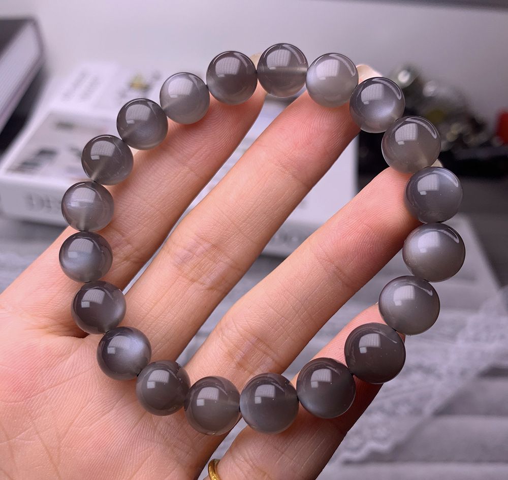 Natural Black Moonlight Single Circle Bracelet